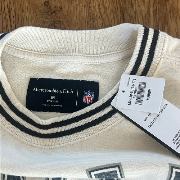 Abercrombie & Fitch Dallas Cowboy Crewneck - Picture 2 of 2